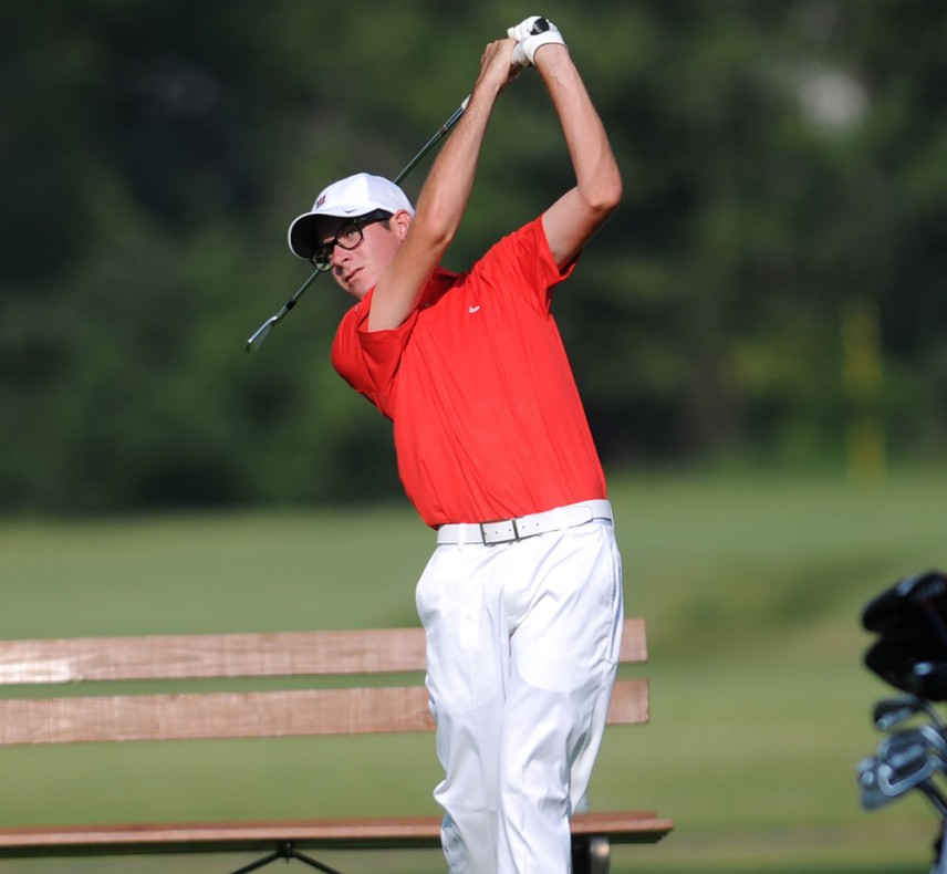 Colin Laszlo Golfing